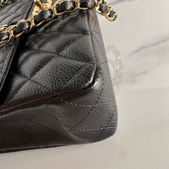 🖌Auth Chanel Classic Medium ” DOUBLE Flap Bag GHW Caviar Leather - Picture 5 of 16